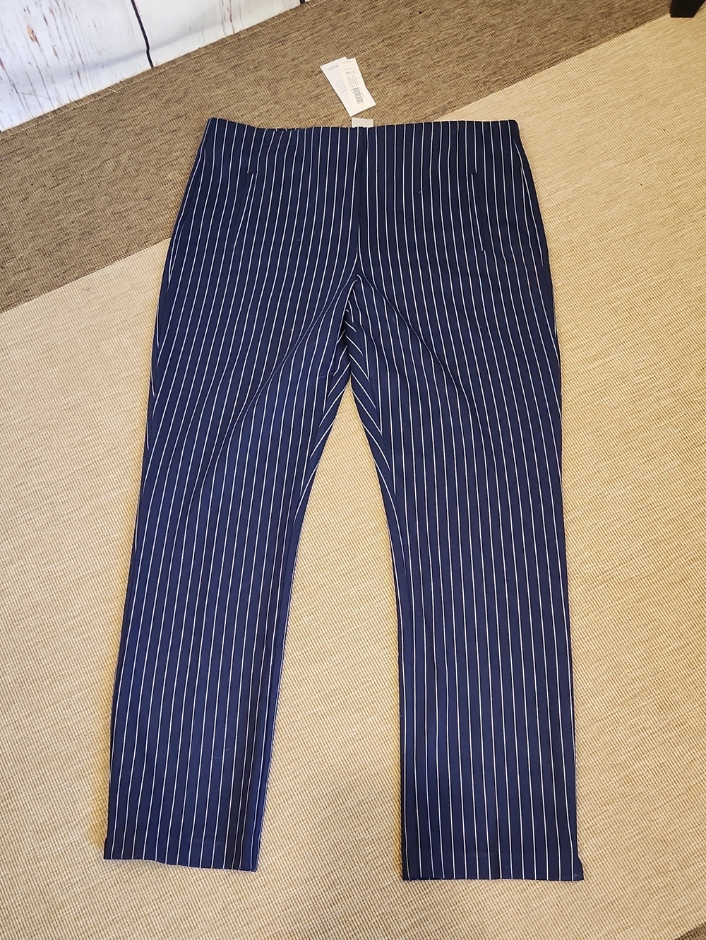 Chicos So Slimming Juliet Straight Leg Ponte Pull On Pants 2.5R 14R NWT